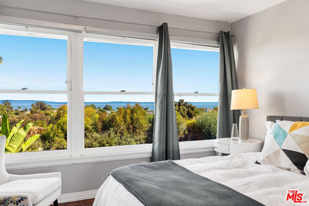 Water, Interior, Bedroom, Other