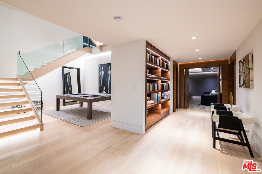 Billiard Table, Game Room, Interior, Recessed Lighting, Wood Texture Flooring