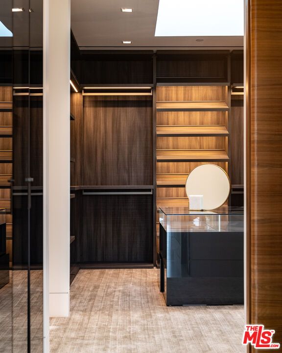Interior, Recessed Lighting, Walk-in Closets