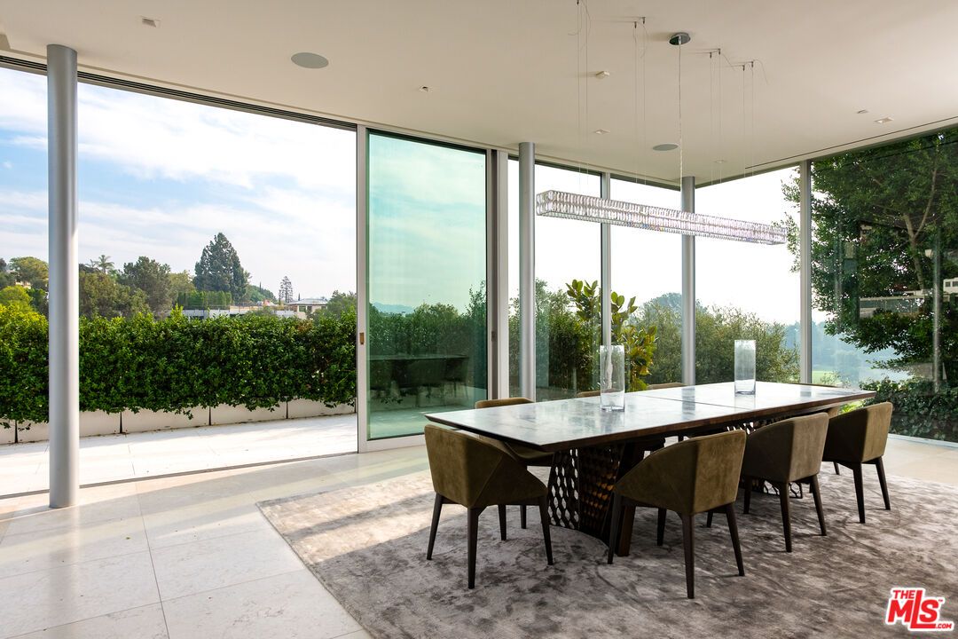 Dining room, Interior, Pendant Lights, Recessed Lighting