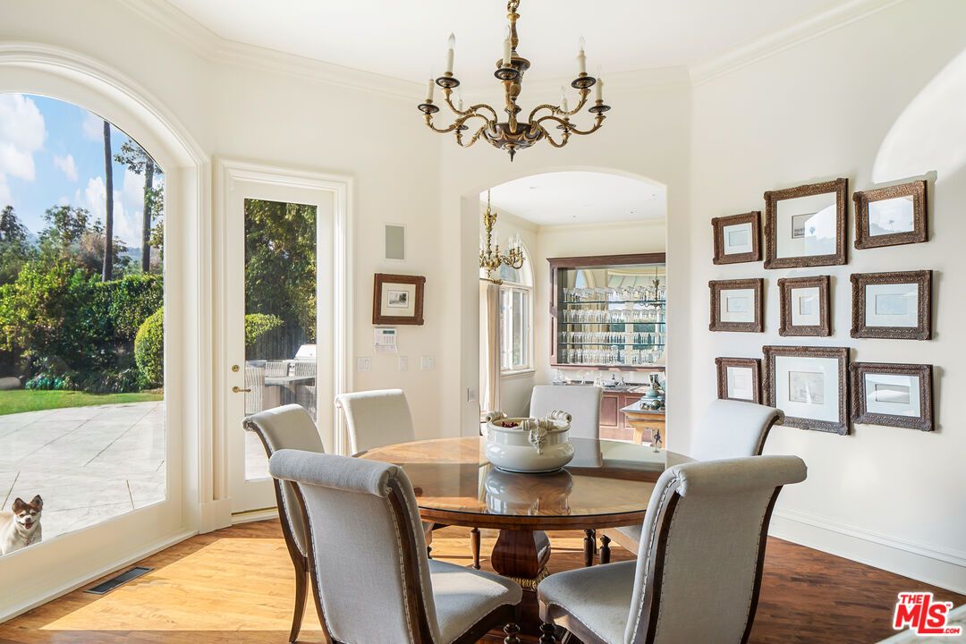 Chandelier, Dining room, Interior, Wood Texture Flooring