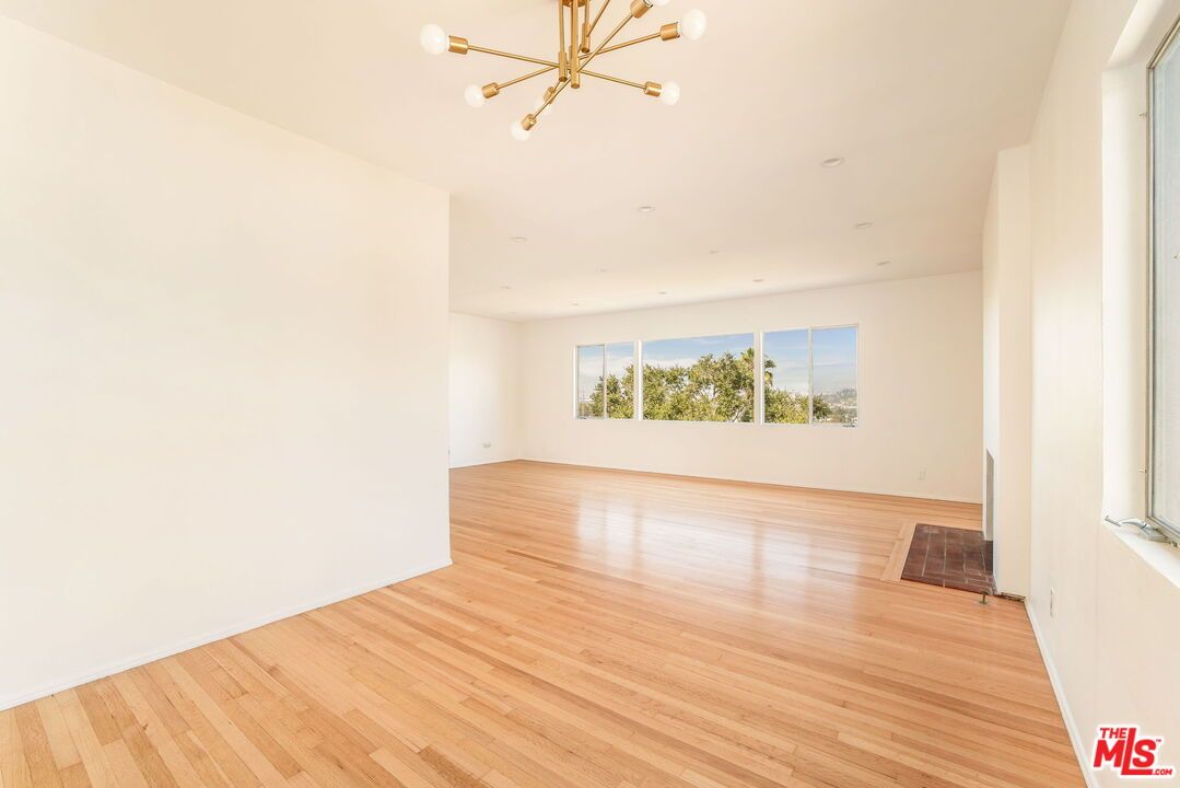 Empty room, Interior, Pendant Lights, Recessed Lighting, Wood Texture Flooring