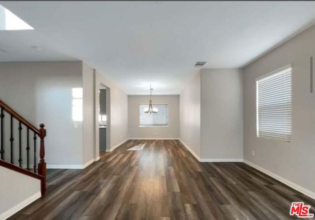 Chandelier, Empty room, Interior, Wood Texture Flooring