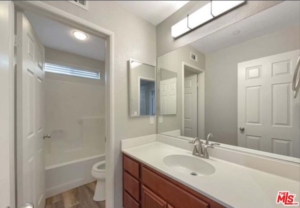 Bathroom, Interior, Recessed Lighting, Wood Texture Flooring