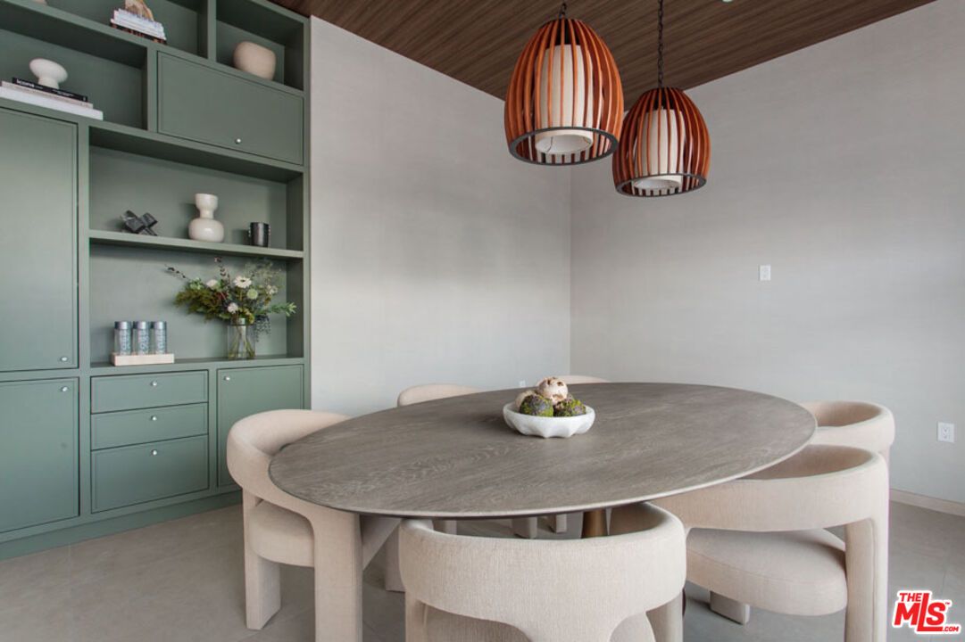 Dining room, Interior, Pendant Lights