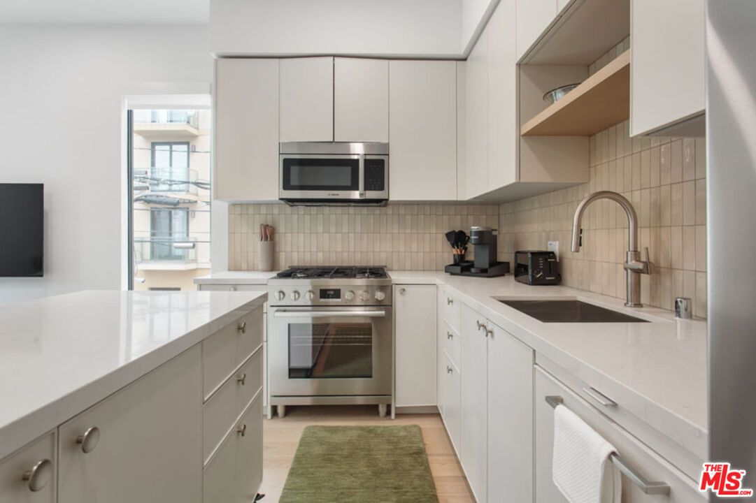 Interior, Kitchen, Stainless Steel Appliances, Wood Texture Flooring