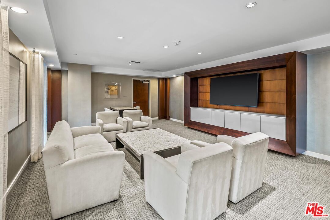 Interior, Living room, Recessed Lighting, Theatre Room