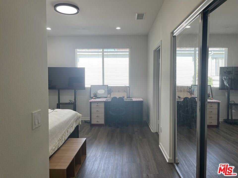 Bedroom, Home Office, Interior, Recessed Lighting, Wood Texture Flooring