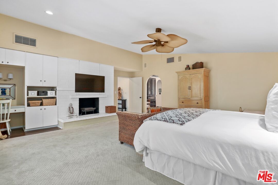 Bedroom, Fireplace, Interior, Recessed Lighting