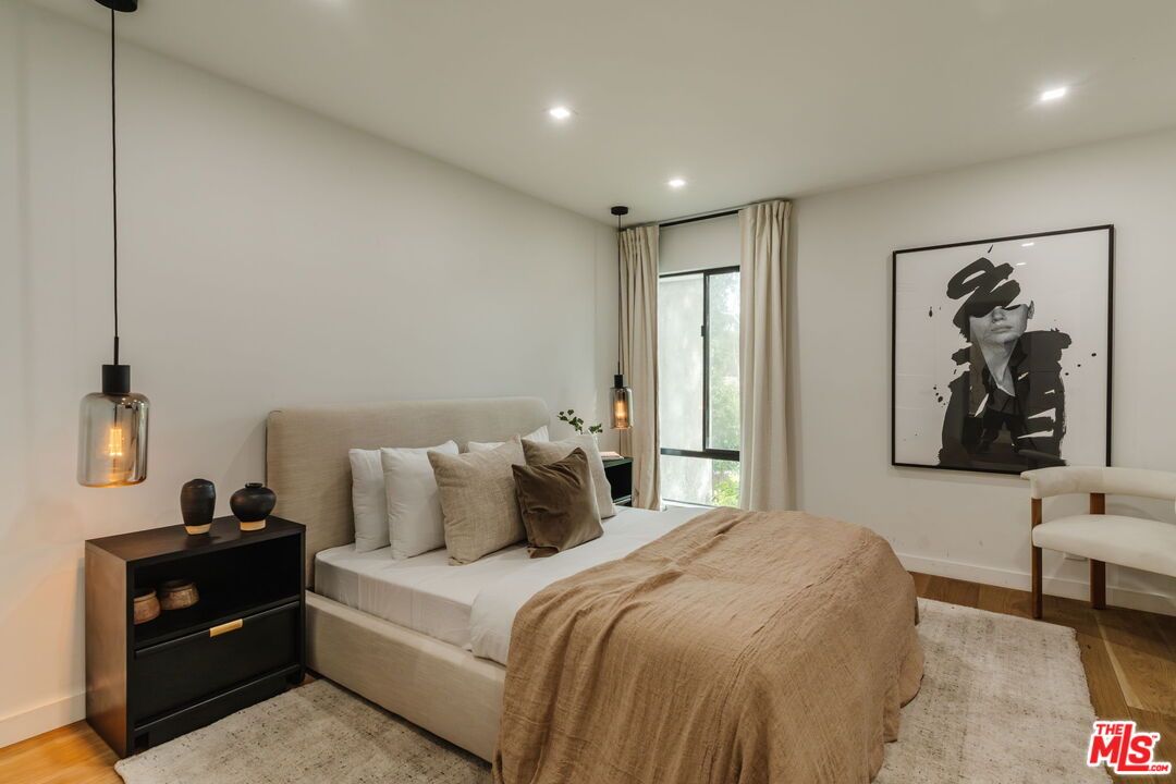 Bedroom, Interior, Pendant Lights, Recessed Lighting, Wood Texture Flooring