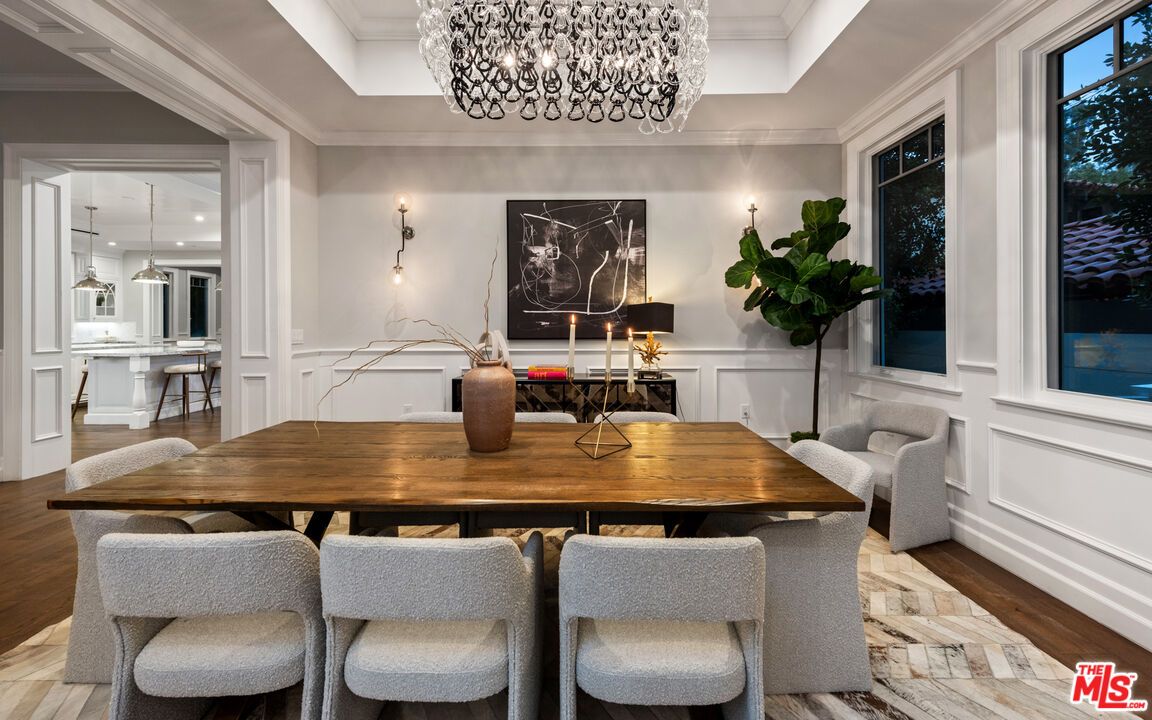 Chandelier, Dining room, Interior, Pendant Lights, Wood Texture Flooring