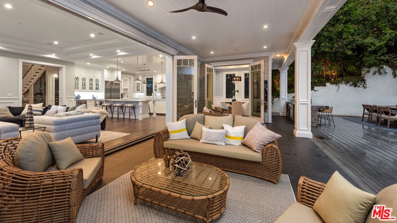 Dining room, Interior, Kitchen, Living room, Pendant Lights, Recessed Lighting