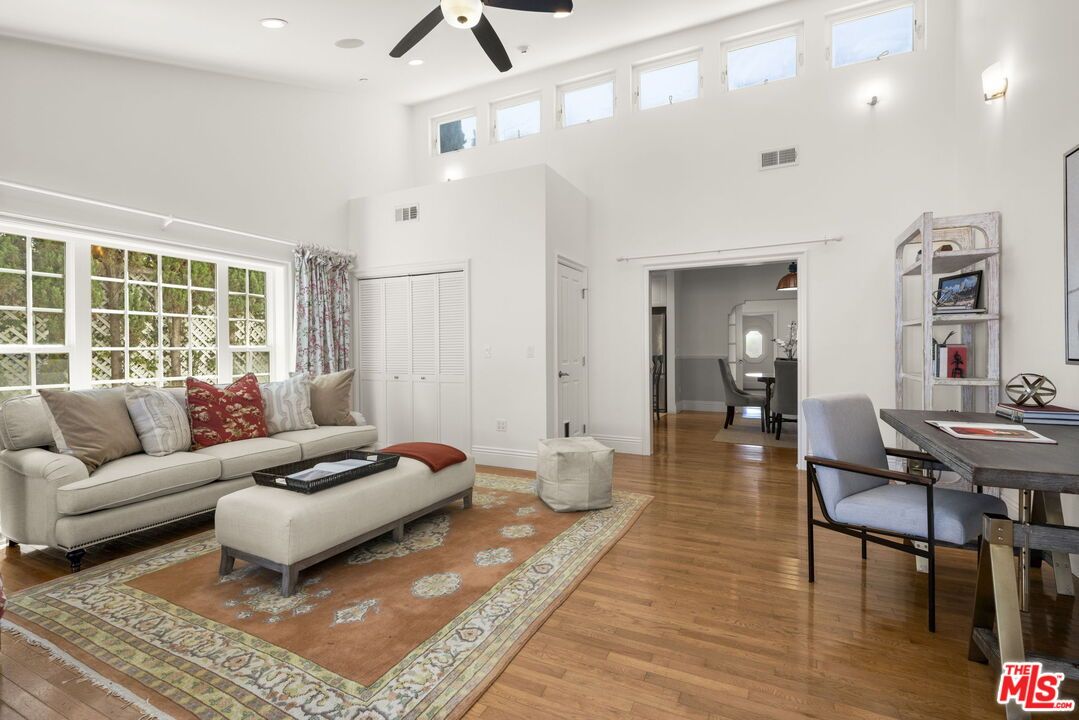 Dining room, Interior, Living room, Recessed Lighting, Wood Texture Flooring