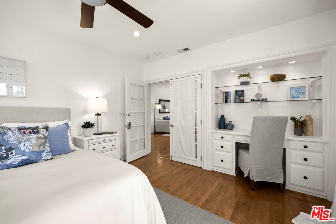 Bedroom, Home Office, Interior, Recessed Lighting, Wood Texture Flooring
