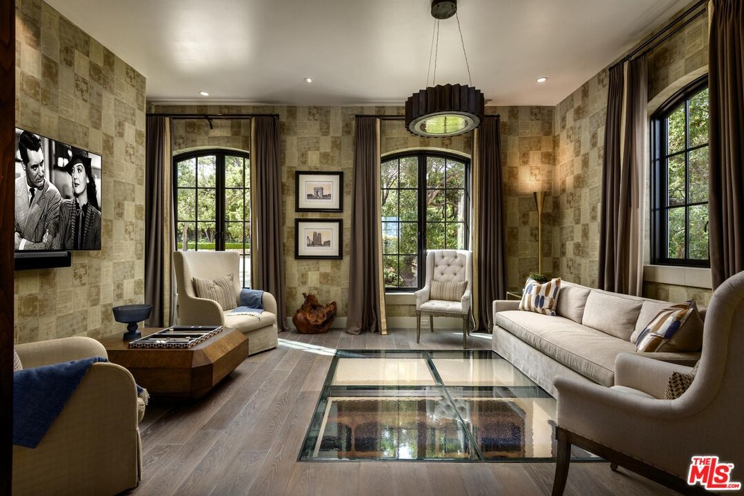 Interior, Living room, Pendant Lights, Recessed Lighting, Stone Walls, Wood Texture Flooring