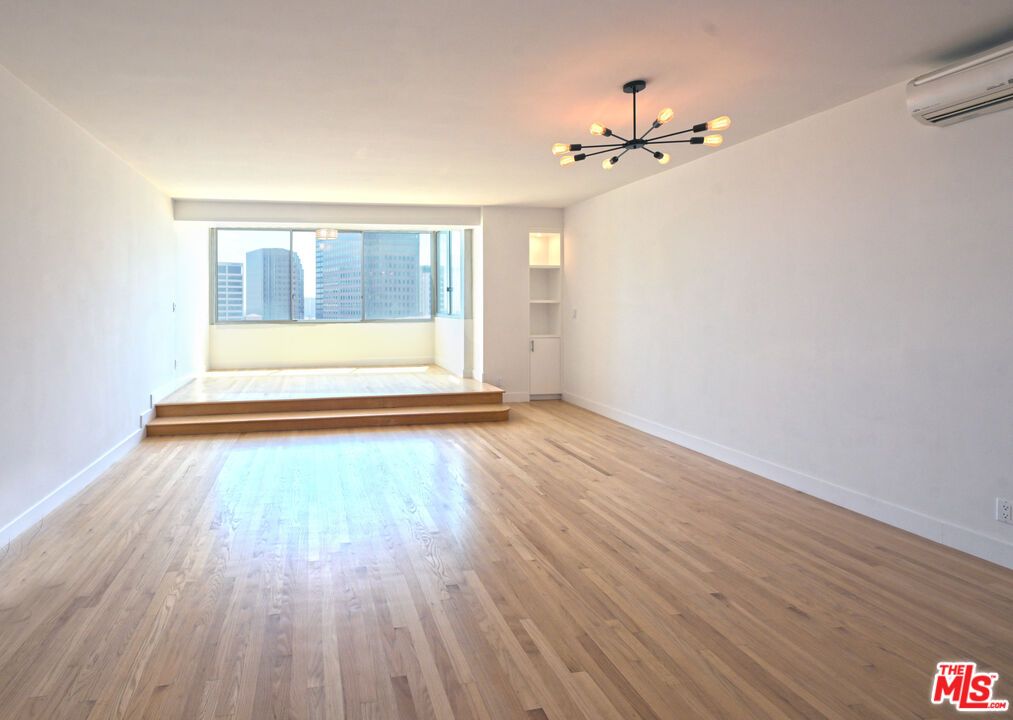 Empty room, Interior, Pendant Lights, Wood Texture Flooring