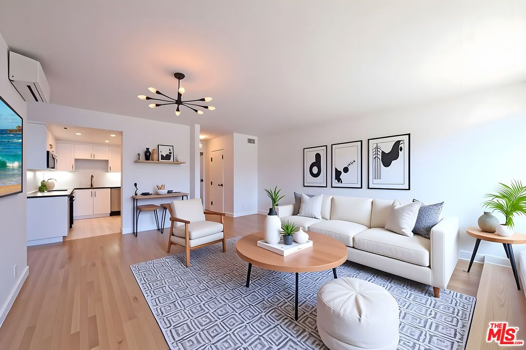 Interior, Kitchen, Living room, Pendant Lights, Recessed Lighting, Wood Texture Flooring