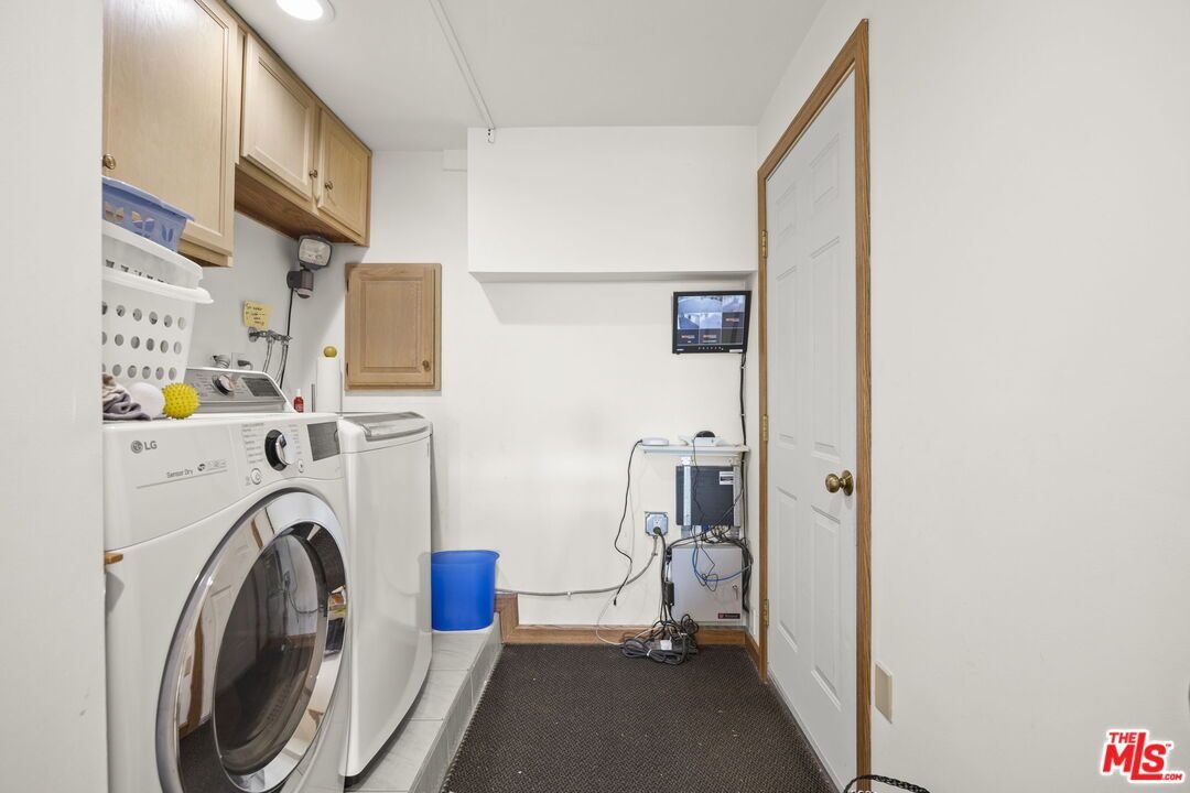 Interior, Recessed Lighting, Washer