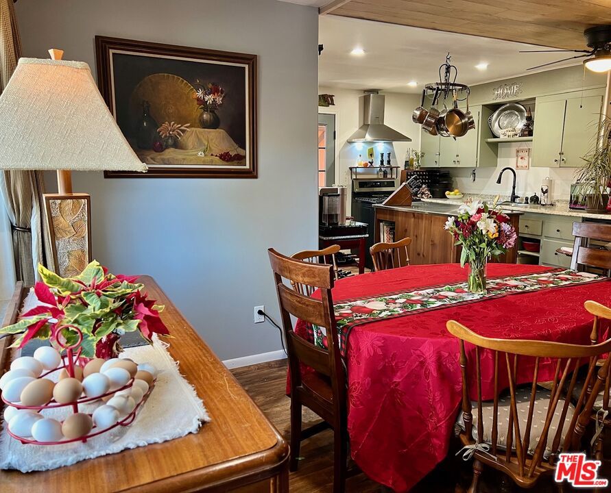 Dining room, Interior, Kitchen, Recessed Lighting, Stainless Steel Appliances, Wood Texture Flooring