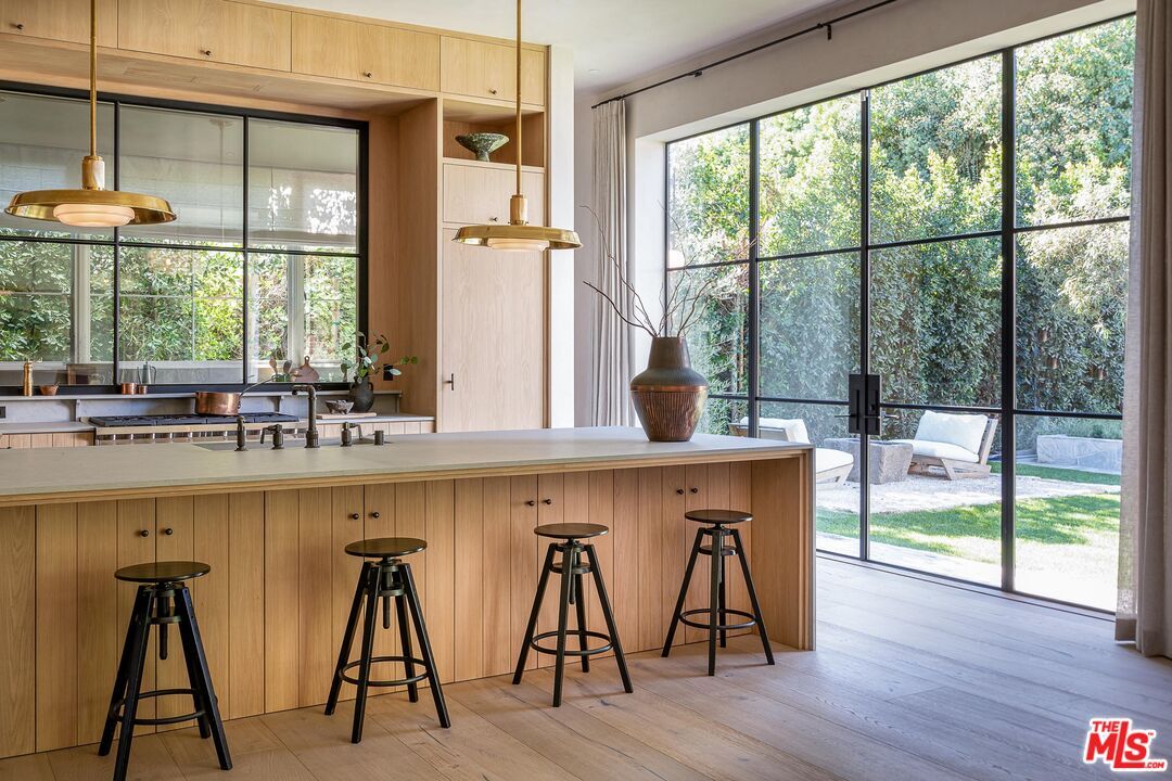 Interior, Pendant Lights, Wood Texture Flooring