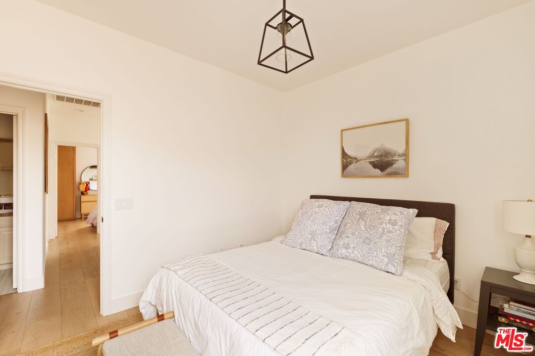 Bedroom, Interior, Pendant Lights, Wood Texture Flooring