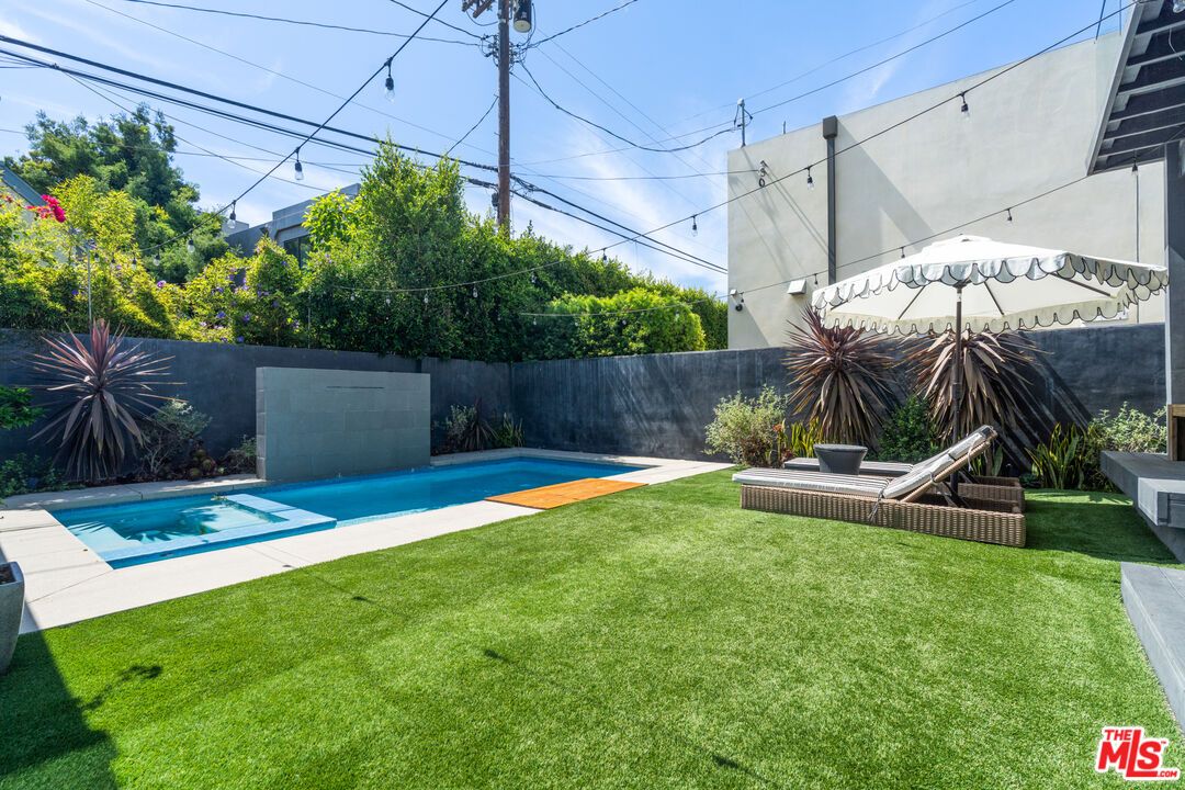 Backyard, Exterior, Pool