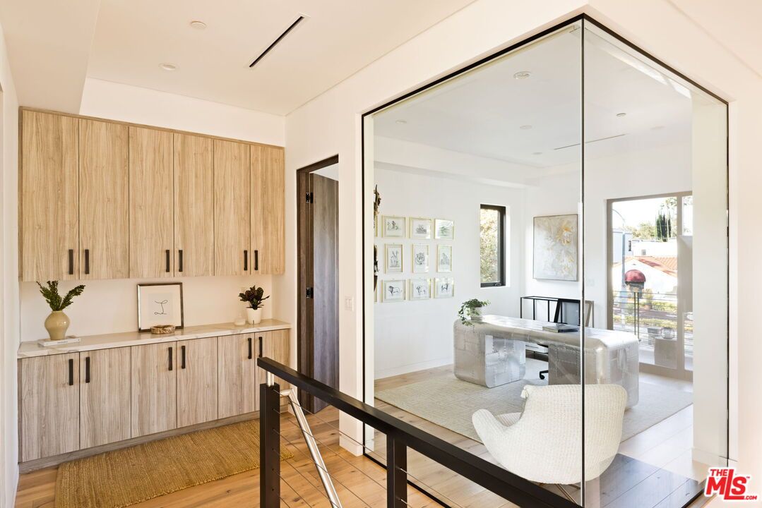 Home Office, Interior, Recessed Lighting, Wood Texture Flooring