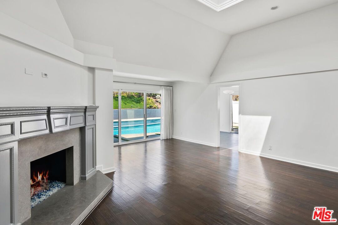 Empty room, Fireplace, Interior, Wood Texture Flooring
