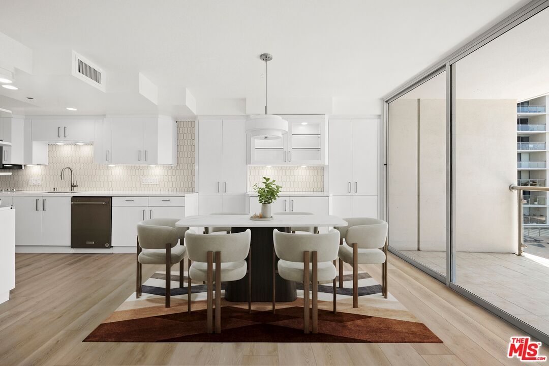 Dining room, Interior, Kitchen, Pendant Lights, Recessed Lighting, Stainless Steel Appliances, Wood Texture Flooring