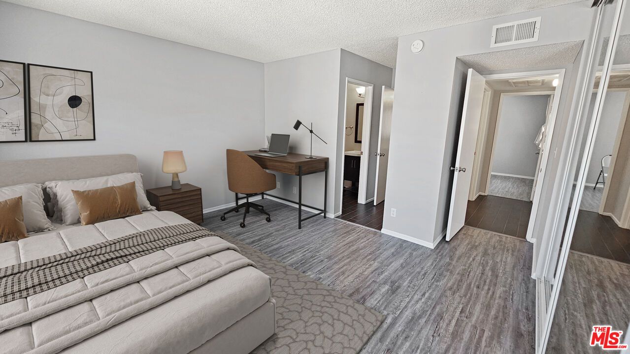 Bedroom, Home Office, Interior, Wood Texture Flooring