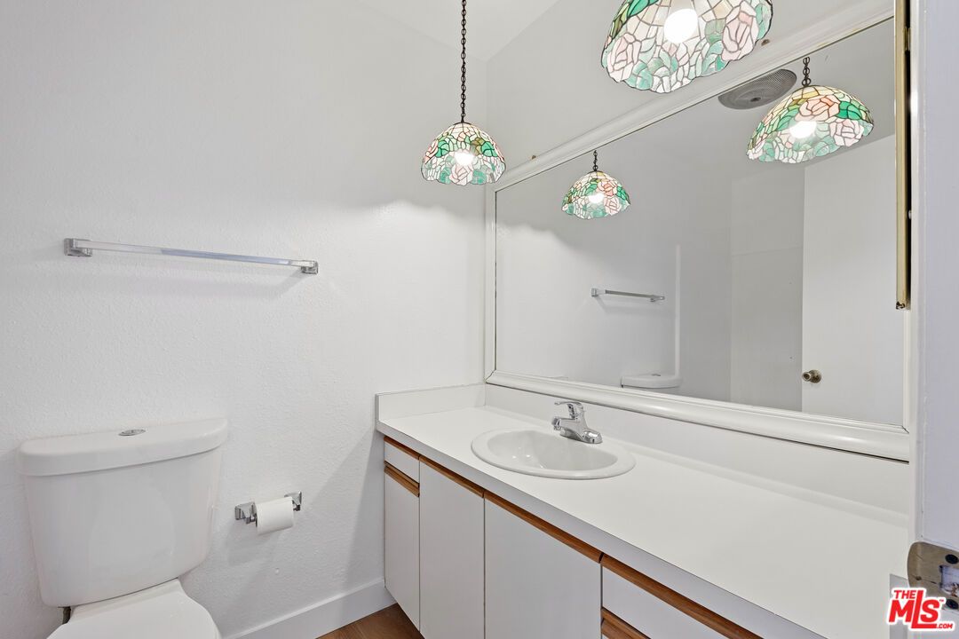 Bathroom, Interior, Pendant Lights