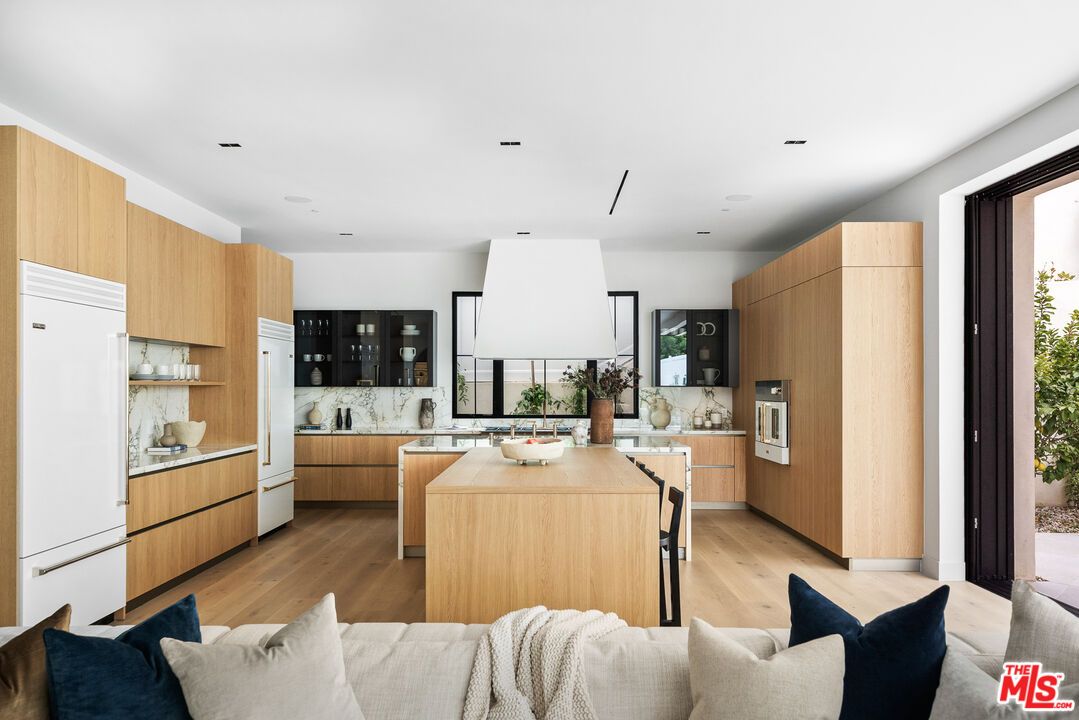 Interior, Kitchen, Living room, Recessed Lighting, Stainless Steel Appliances, Wood Texture Flooring