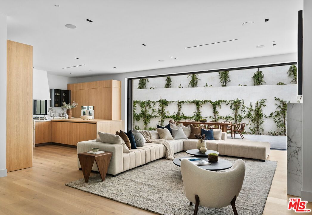 Interior, Kitchen, Living room, Recessed Lighting, Wood Texture Flooring