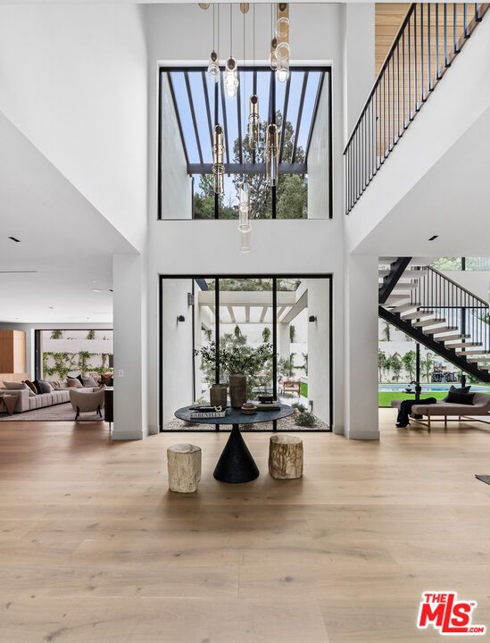 Interior, Living room, Pendant Lights, Wood Texture Flooring