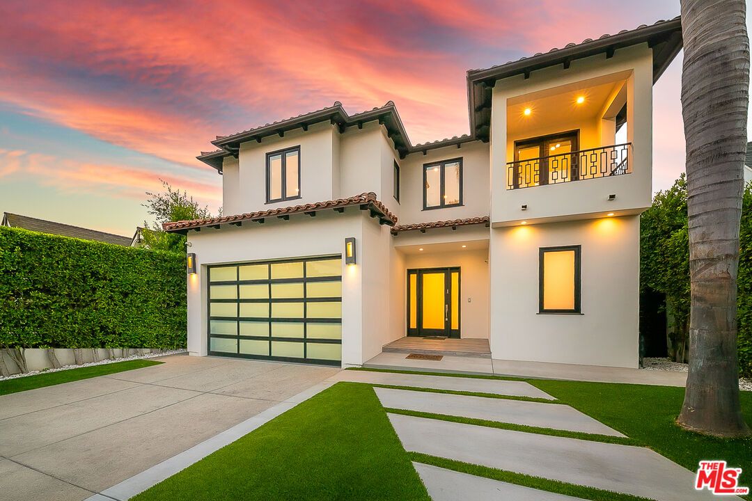 Attached, Backyard, Exterior, Facade, Mediterranean