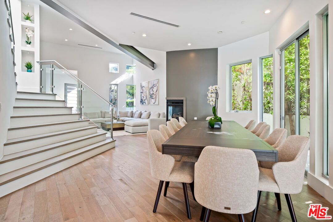 Dining room, Fireplace, Interior, Recessed Lighting, Wood Texture Flooring