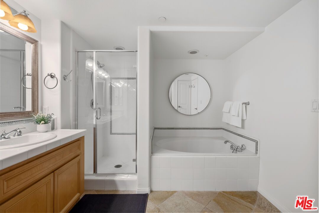 Bathroom, Glass Shower, Interior, Recessed Lighting, Tile Countertops