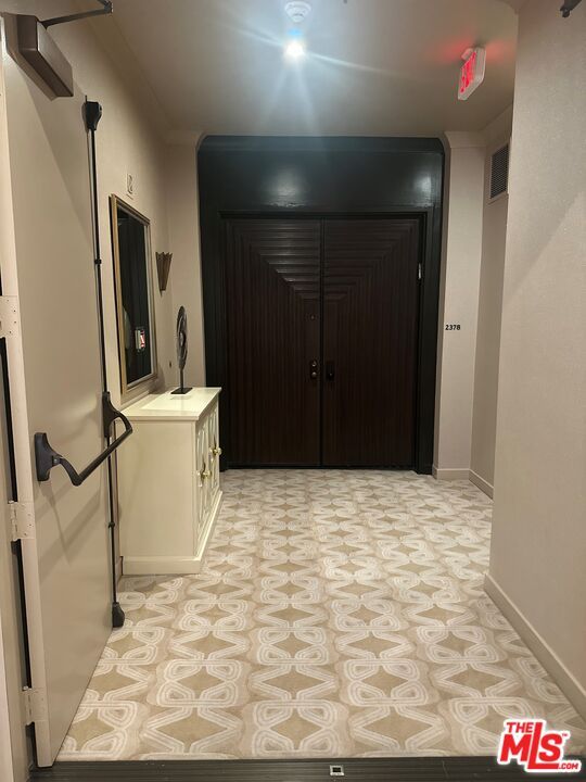 Interior, Recessed Lighting
