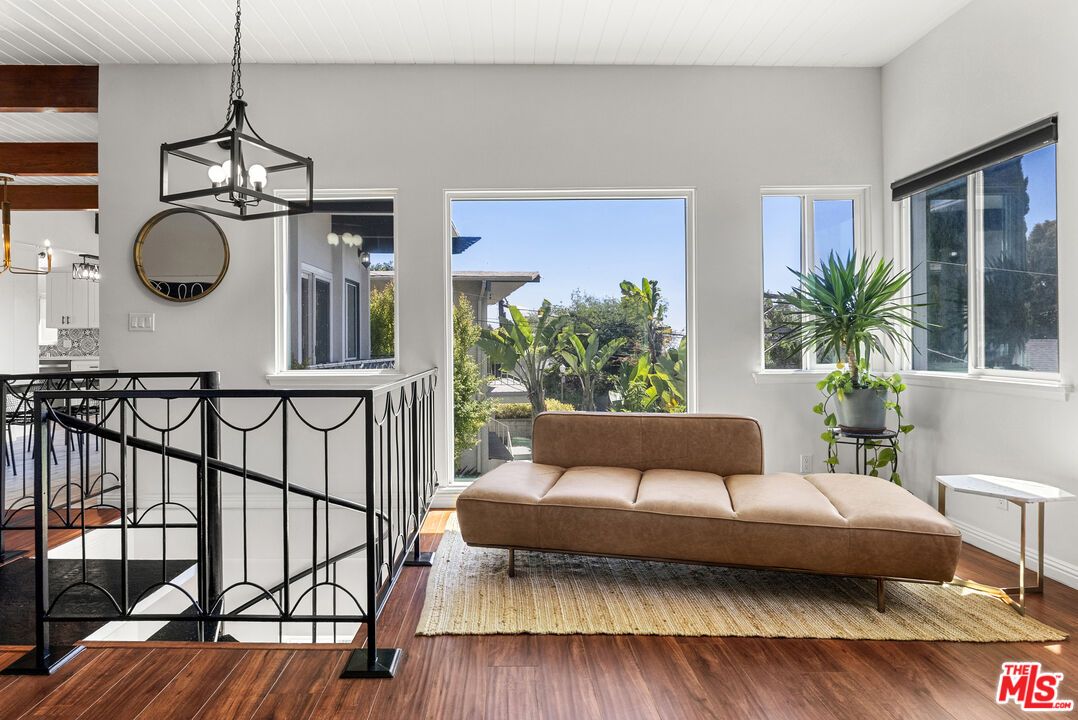 Interior, Pendant Lights, Wooden Beams, Wood Texture Flooring