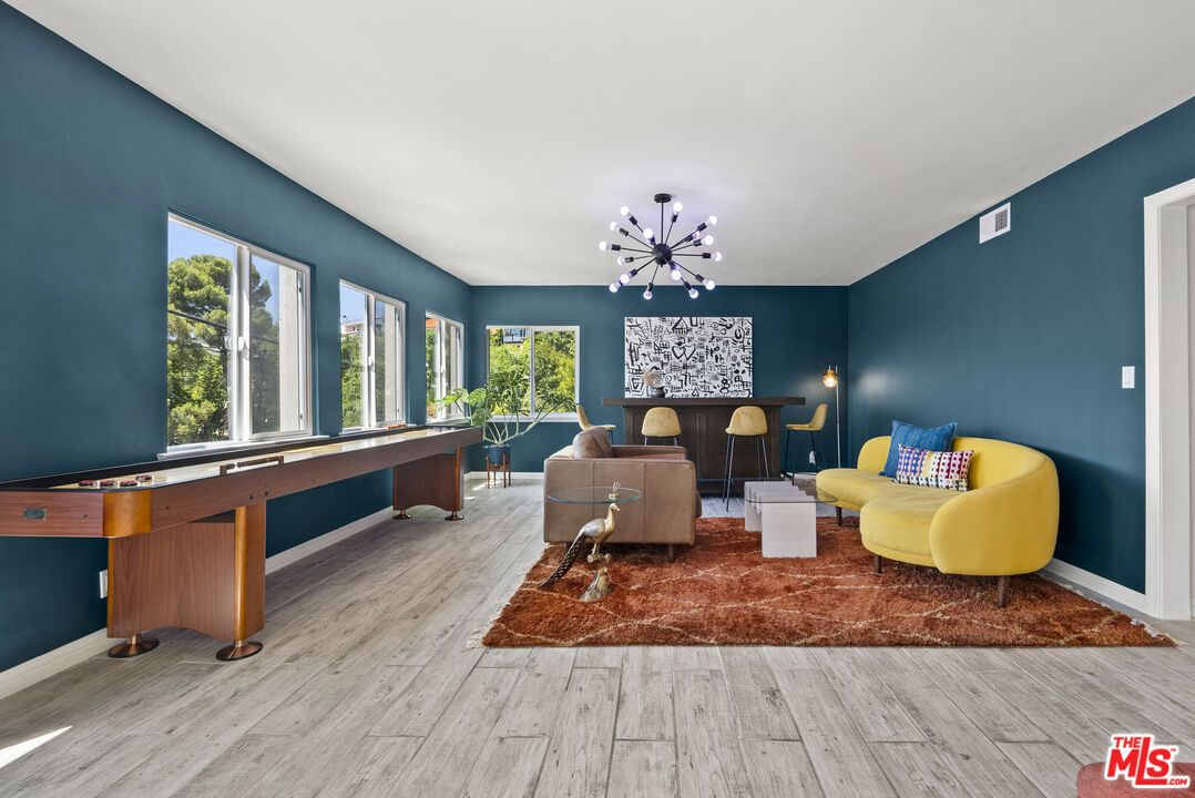 Interior, Living room, Pendant Lights, Wood Texture Flooring