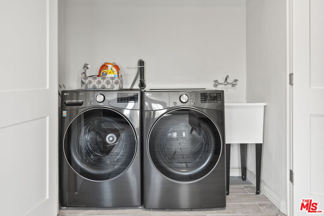 Interior, Utility Closets, Washer