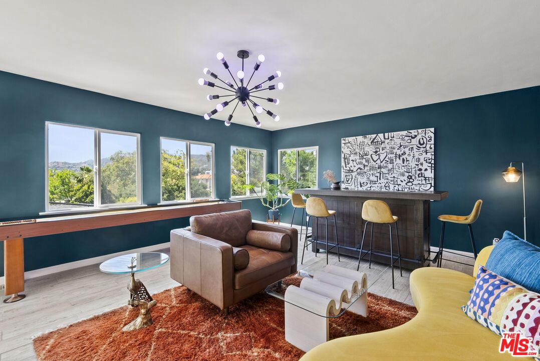 Interior, Living room, Pendant Lights, Wood Texture Flooring