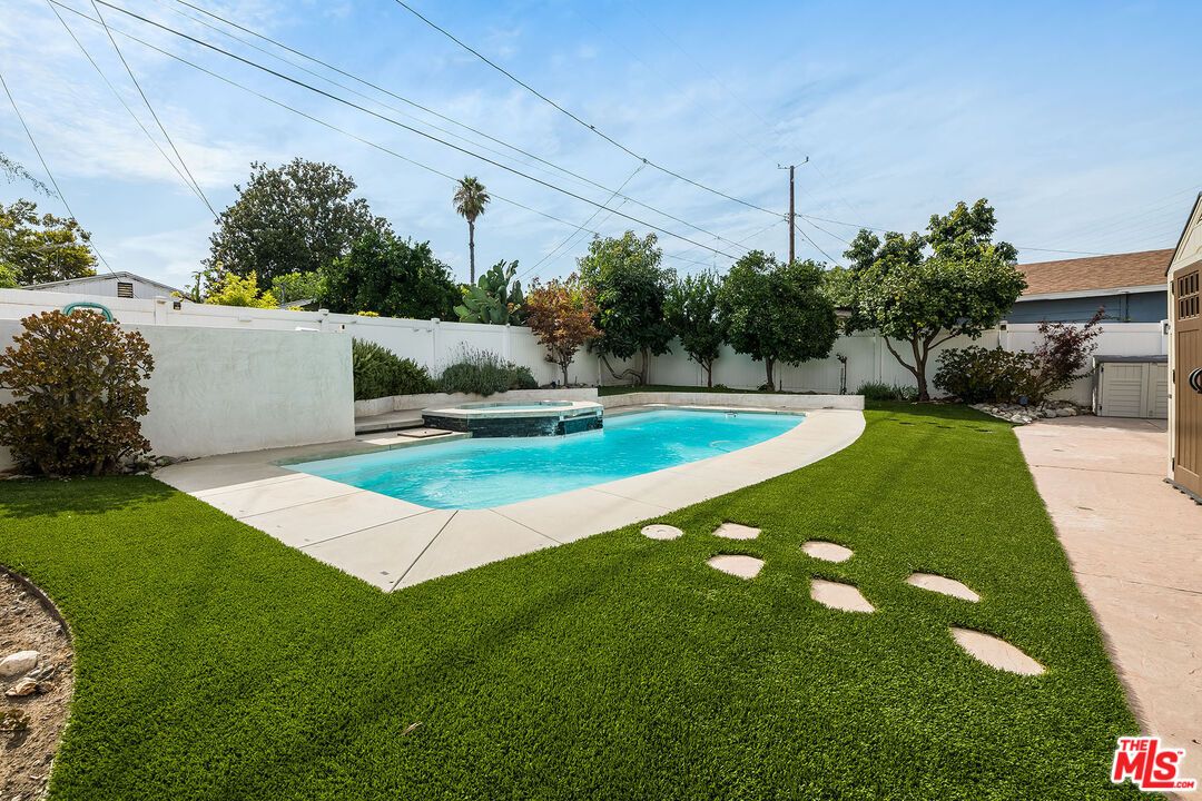 Backyard, Exterior, Pool
