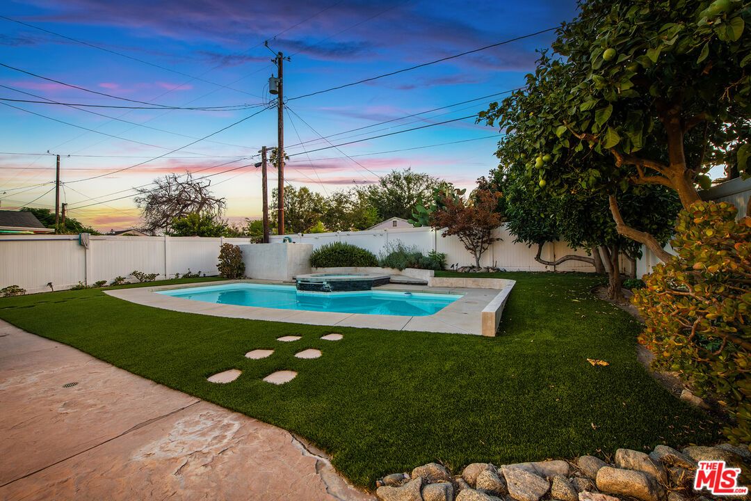 Backyard, Exterior, Pool