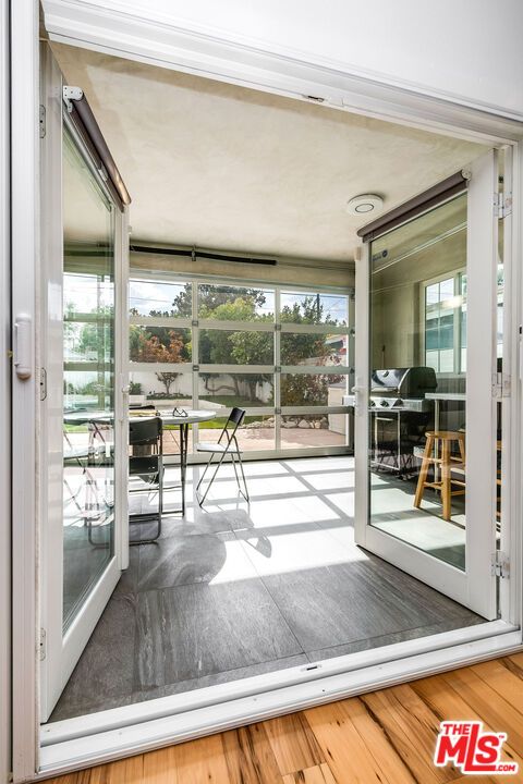 Interior, Sun Room, Wood Texture Flooring