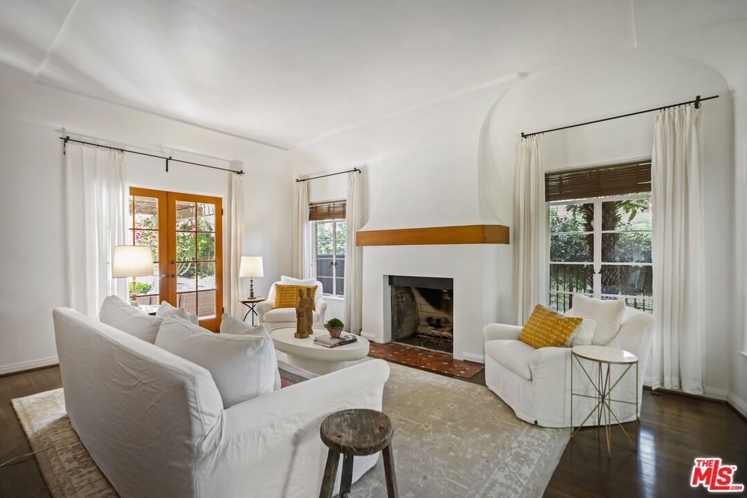 Fireplace, Interior, Living room, Wood Texture Flooring