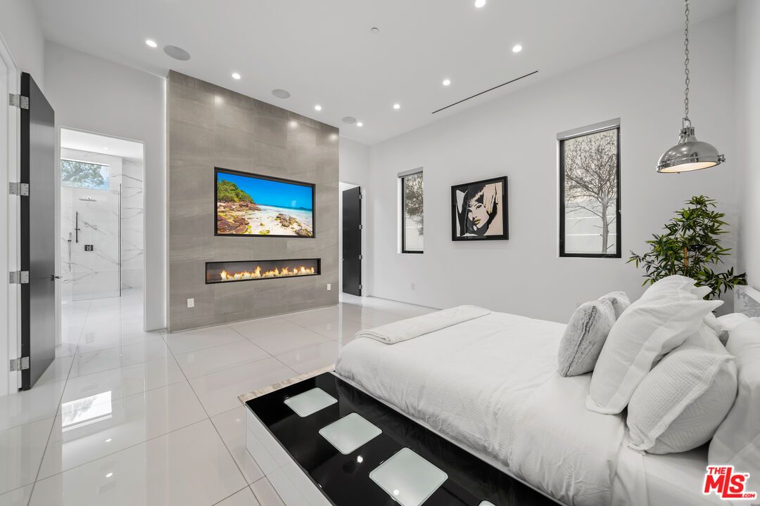 Bedroom, Fireplace, Interior, Marble, Pendant Lights, Recessed Lighting