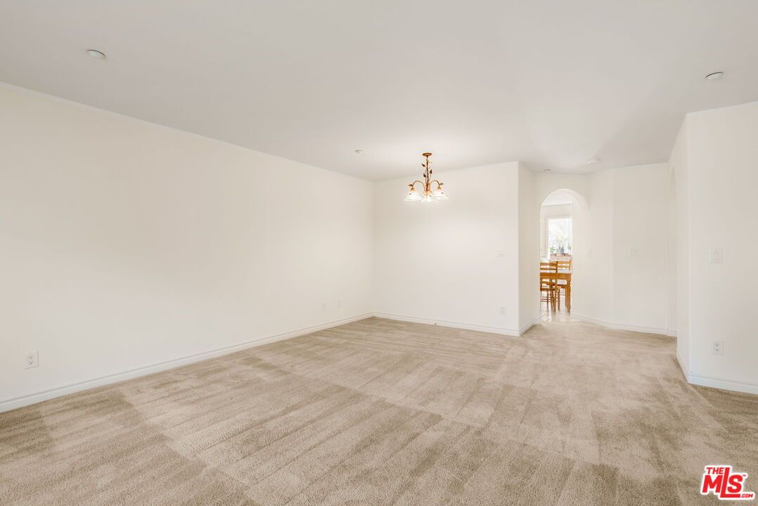 Chandelier, Empty room, Interior