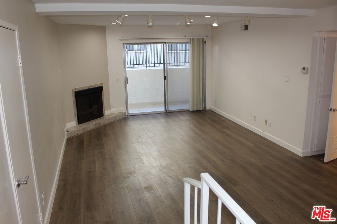 Empty room, Fireplace, Interior, Wood Texture Flooring
