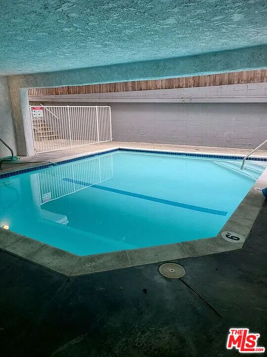 Exterior, Pool, Water